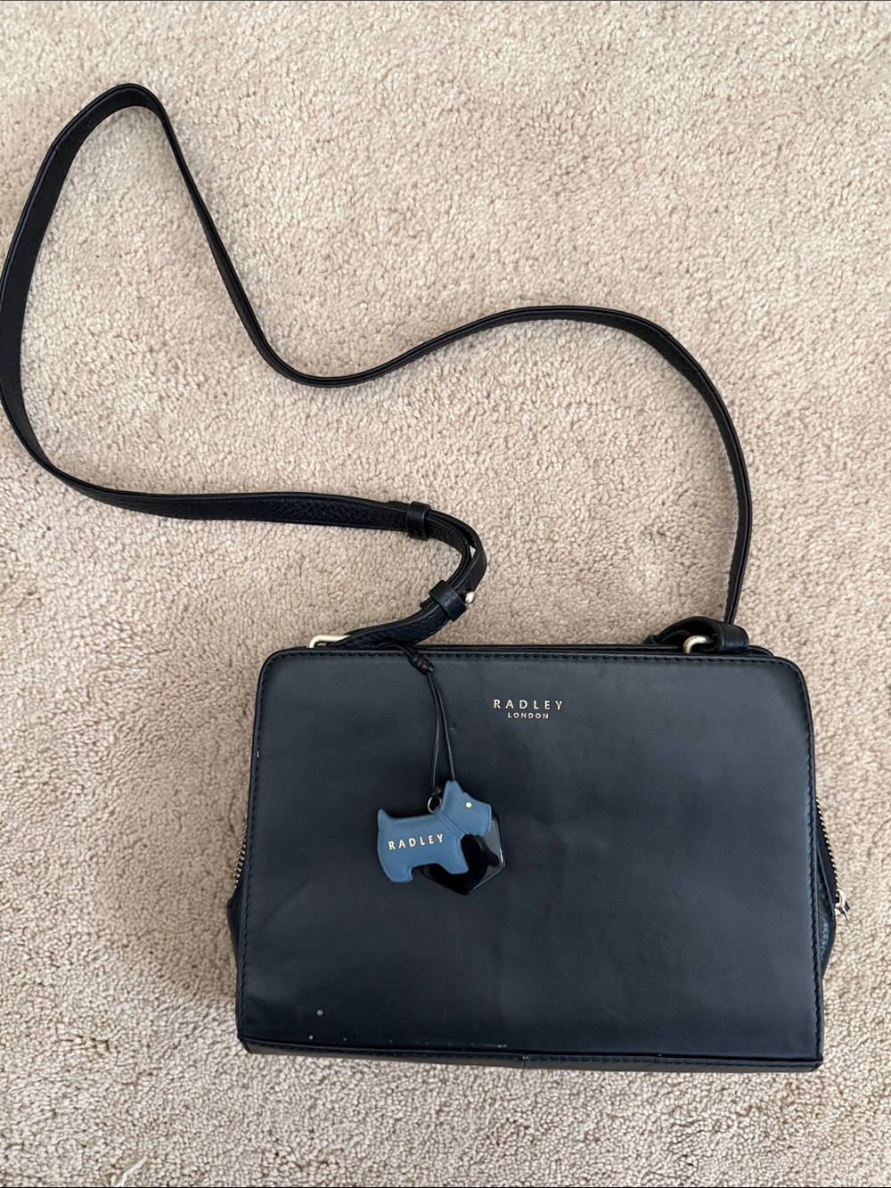 RADLEY LONDON 🐕 Black Leather Crossbody